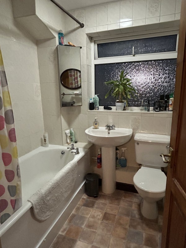 Room St Johns Court in Bristol