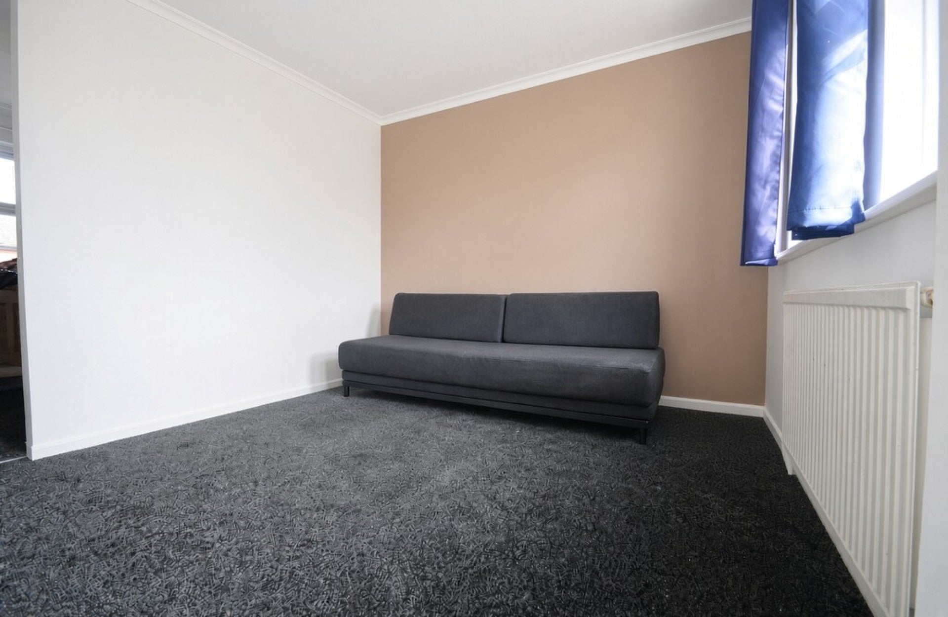 Flat Grafton Court in Greater London