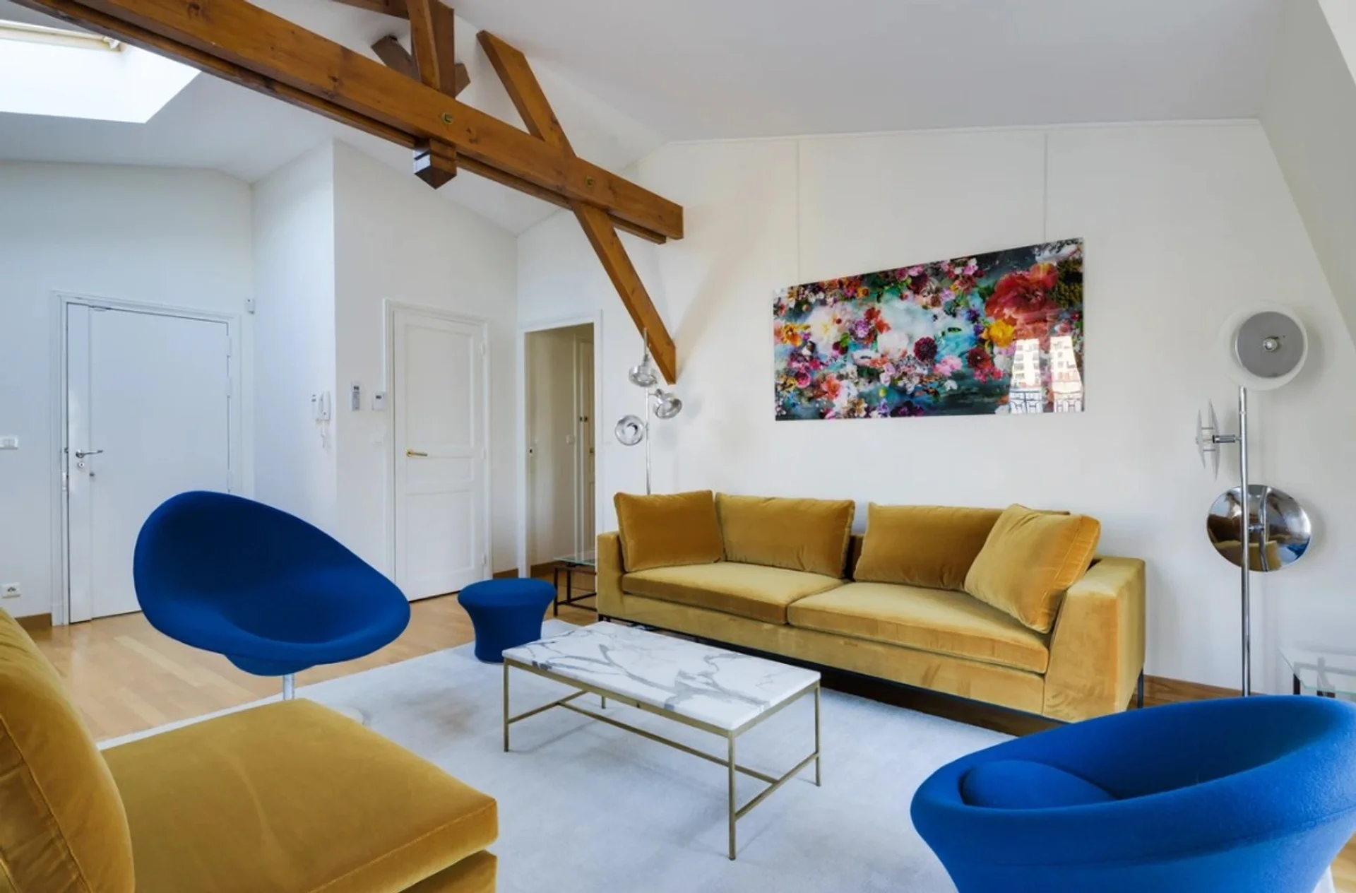 Appartement Rue Jean de La Fontaine à Paris