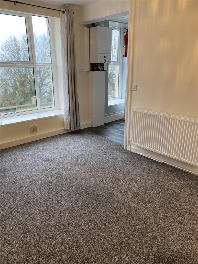 Flat Hamilton Terrace in Milford Haven