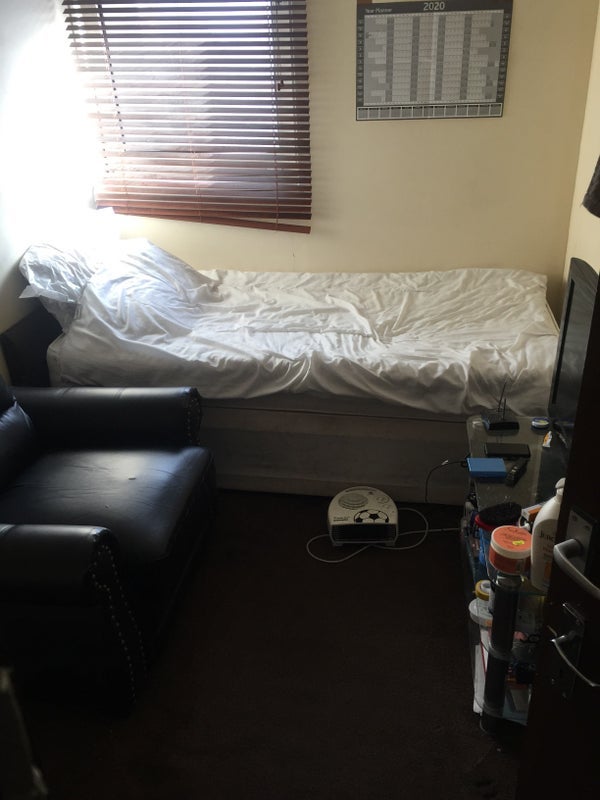 Room Hampson Way in Greater London
