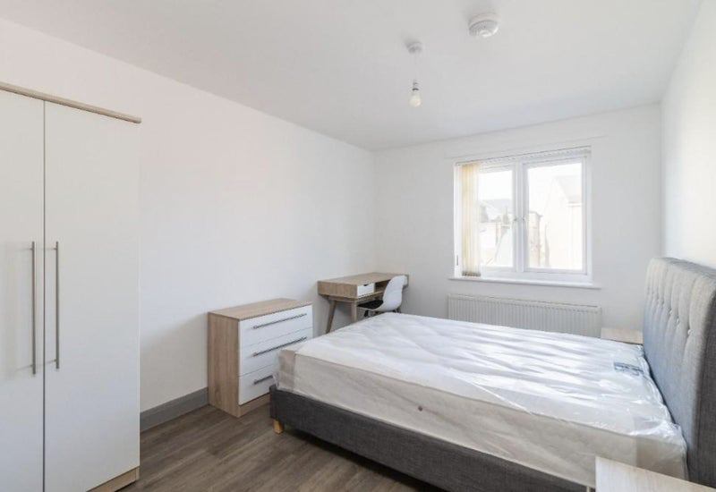 Room Gladstone Street in Sunderland