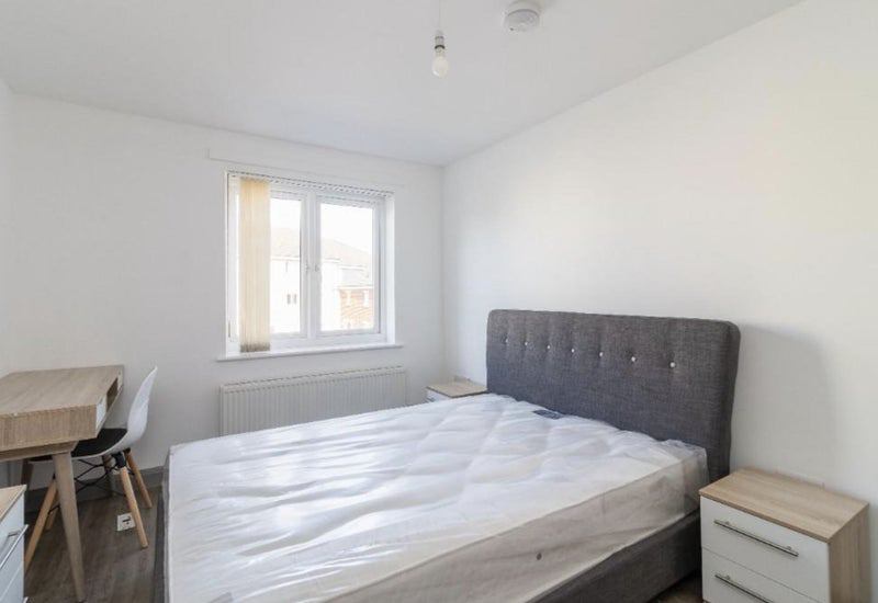 Room Gladstone Street in Sunderland