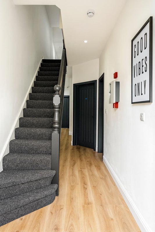 Room Camp Hill Road in Nuneaton and Bedworth