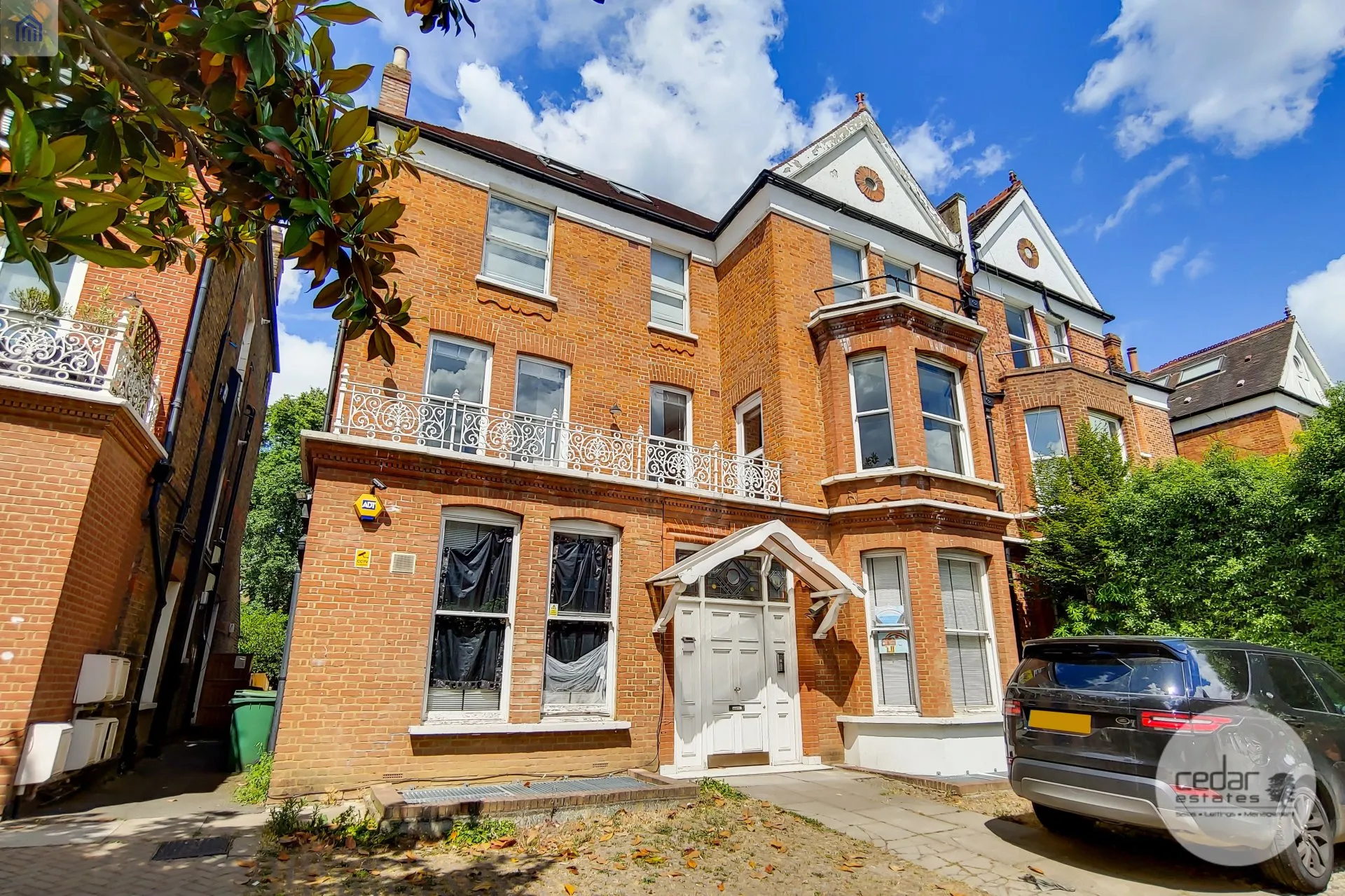 House Canfield Gardens in Greater London