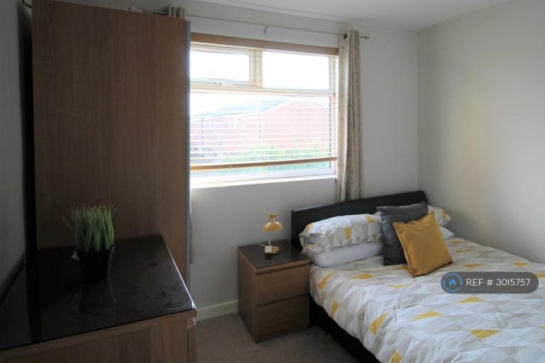 Room Park Road in Hull