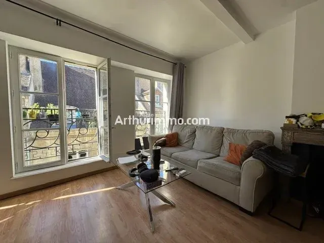 Appartement Rue Jean Jaurès à Lons-le-Saunier