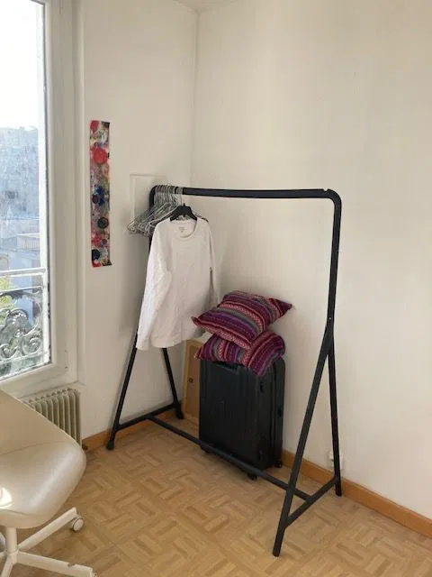 Chambre Rue Ponscarme à Paris