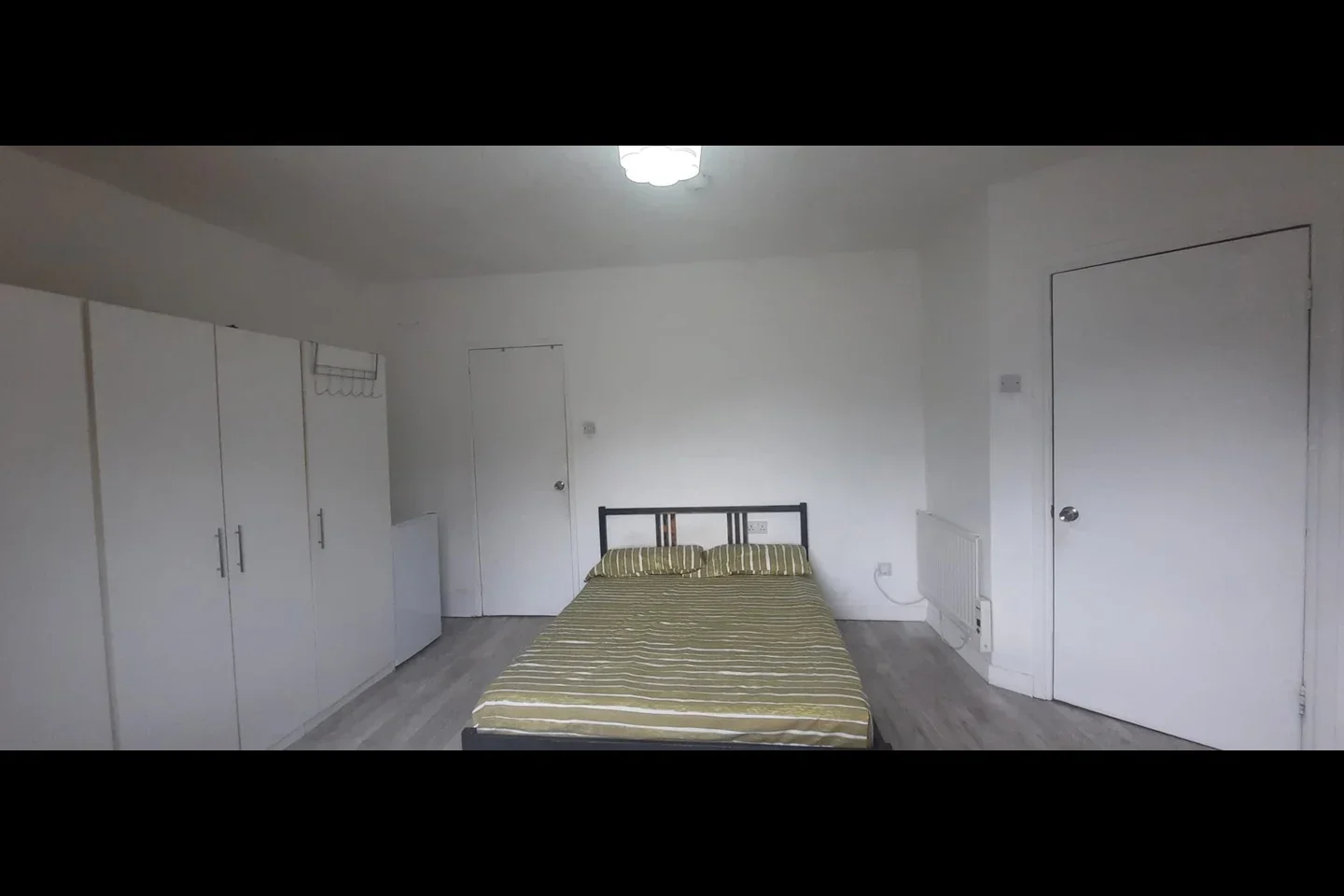 Room Barclay Road in Greater London