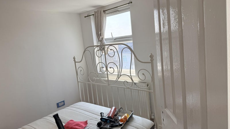 Room Hervey Park Road in Greater London