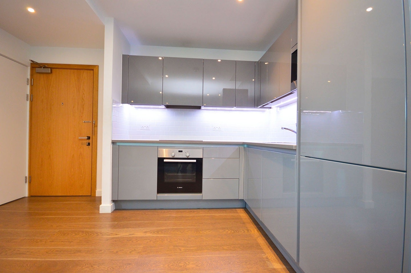 Flat O'Callaghan Way in Greater London