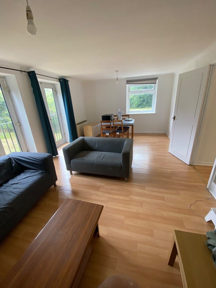 Flat Kingston Road in Borough of Spelthorne