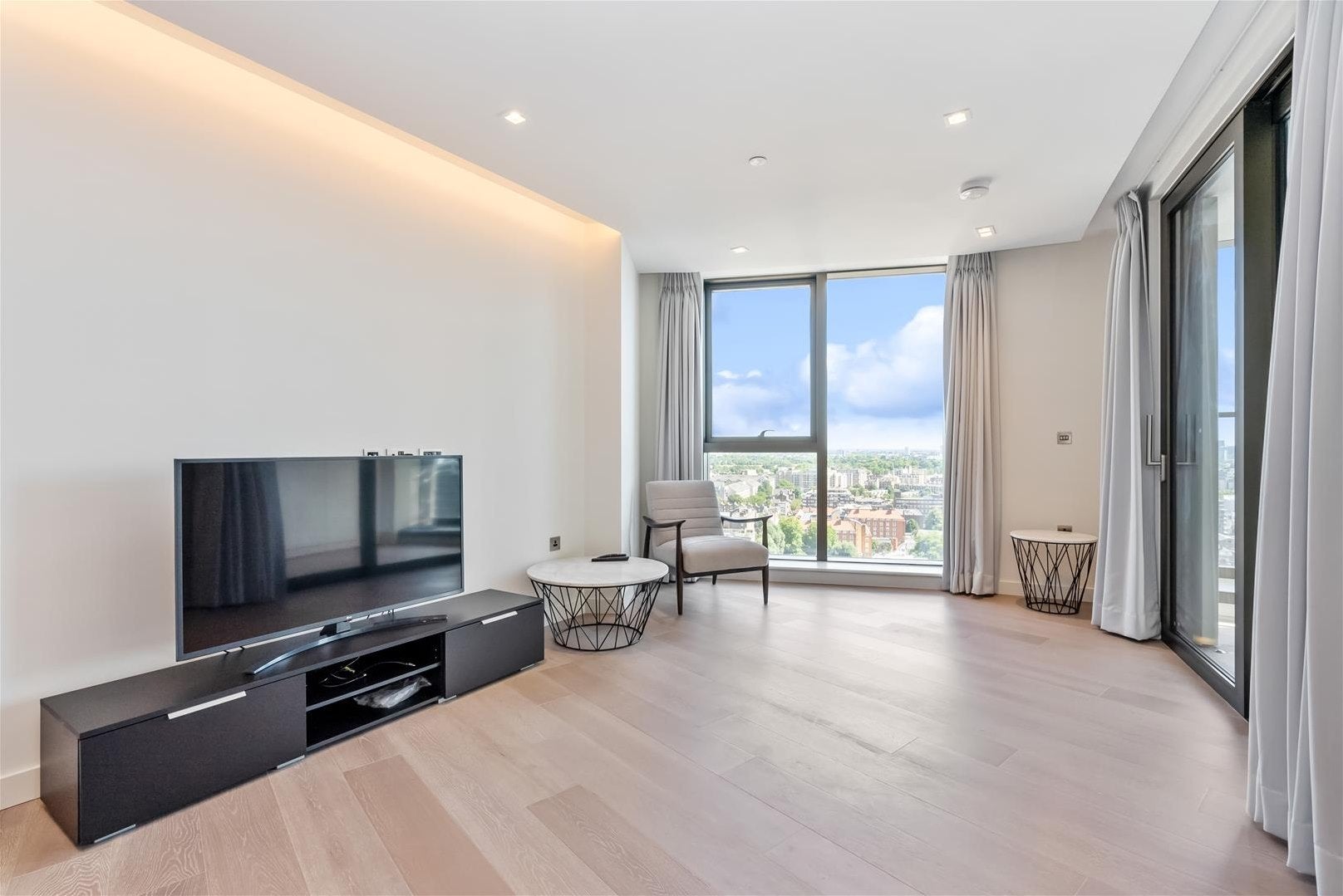 Flat Newcastle Place in City of Westminster