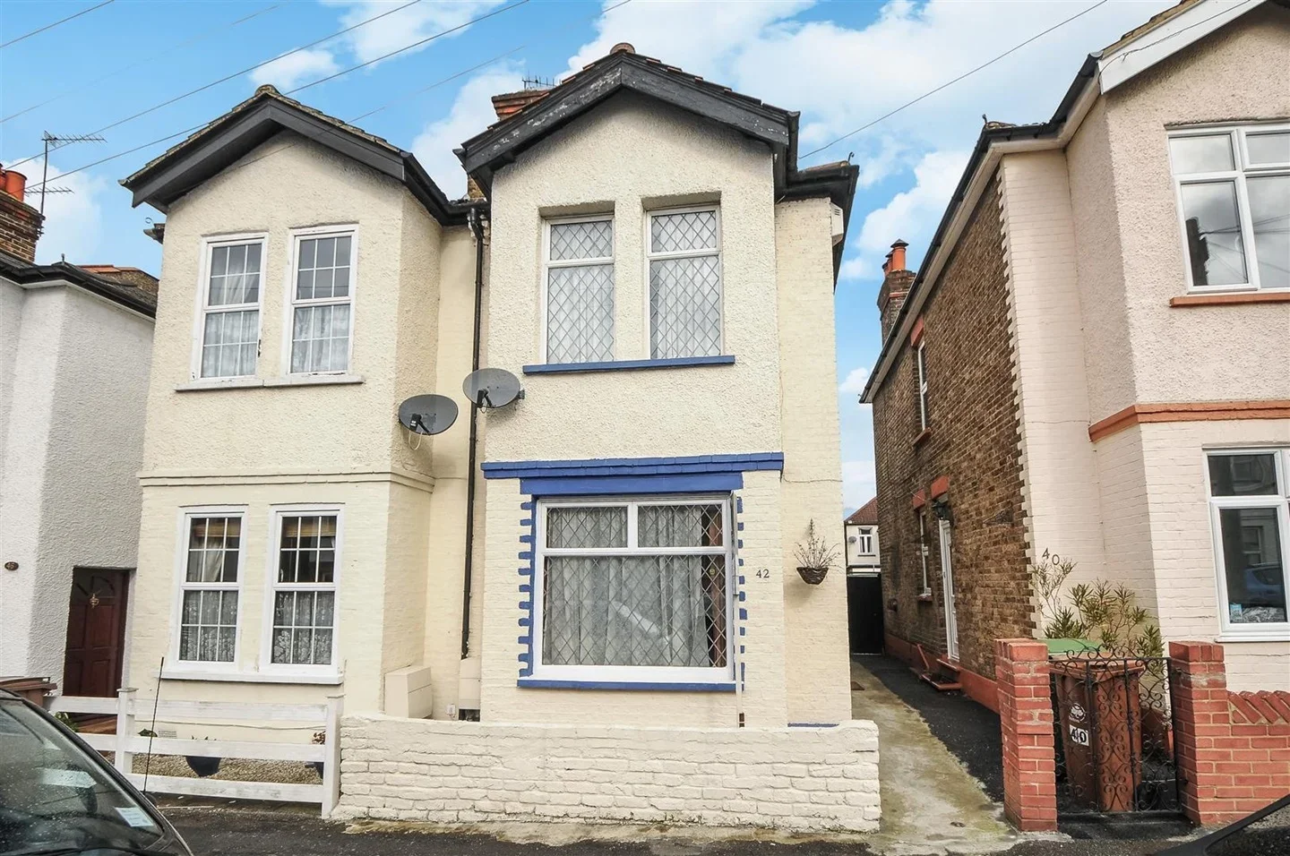 House Vicarage Road in Greater London