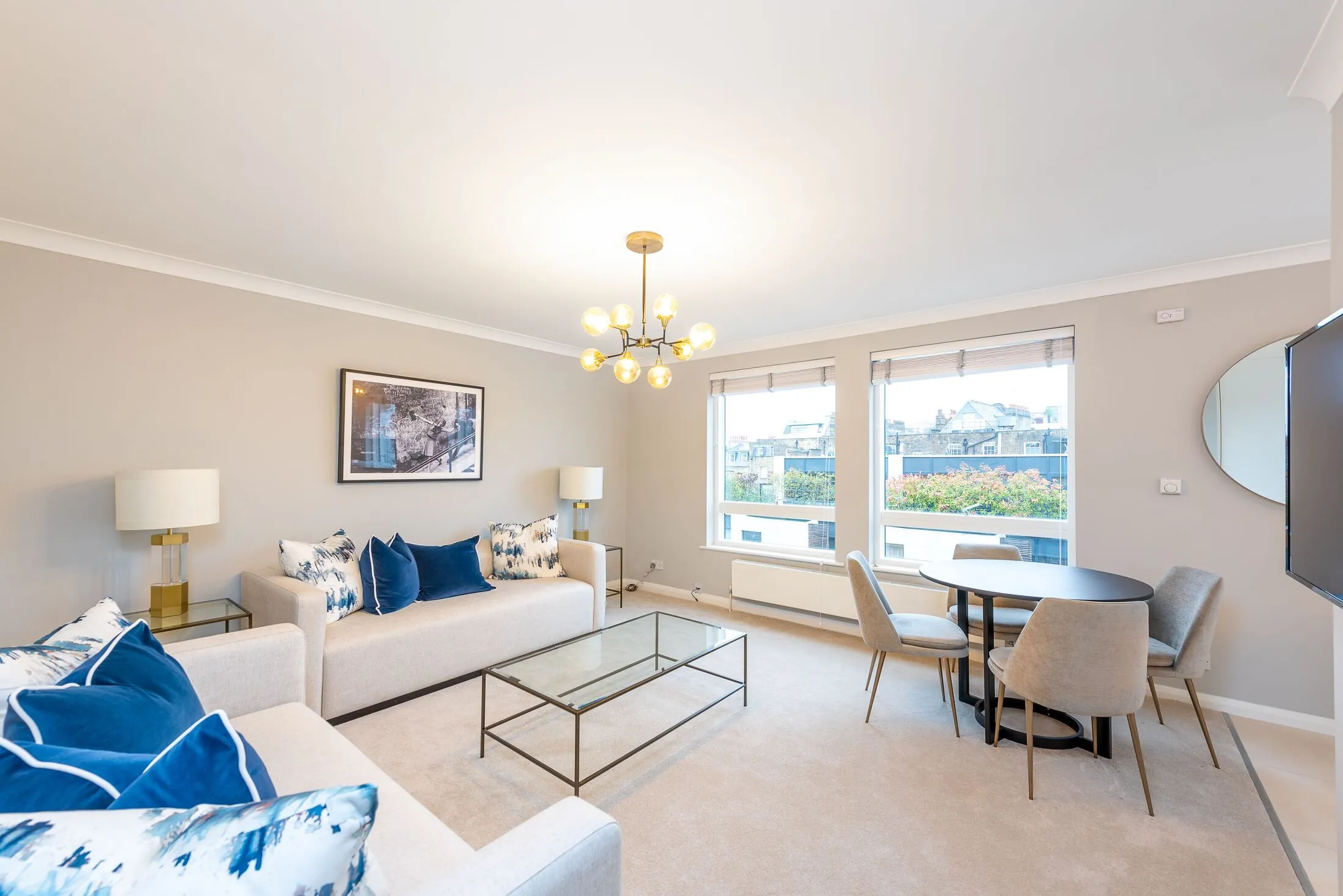 Flat Pond Place in Greater London