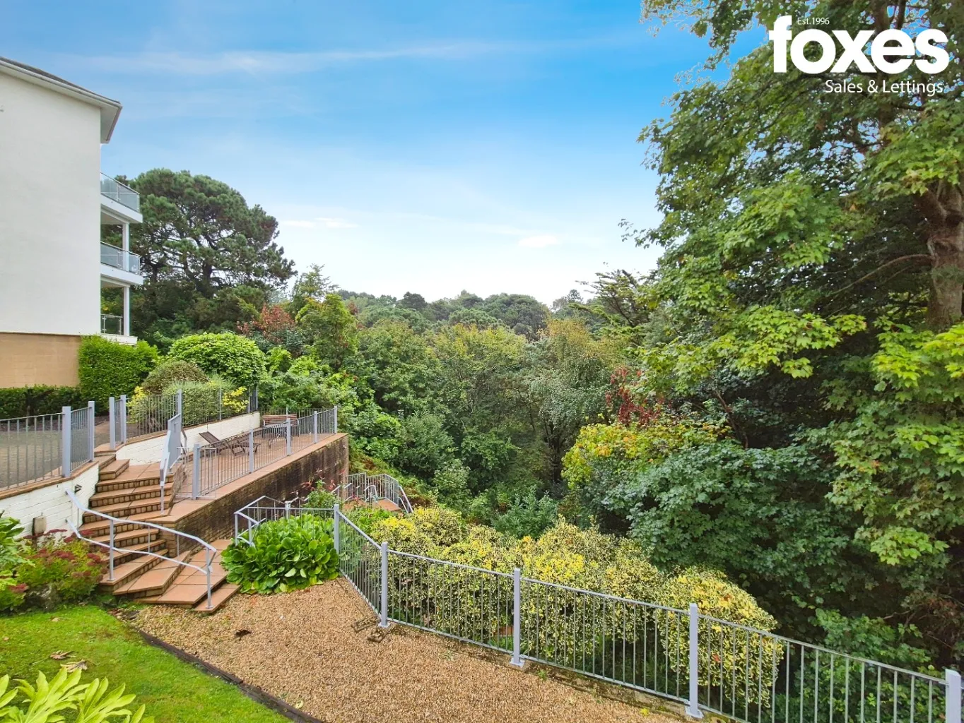 Flat Studland Road in Bournemouth