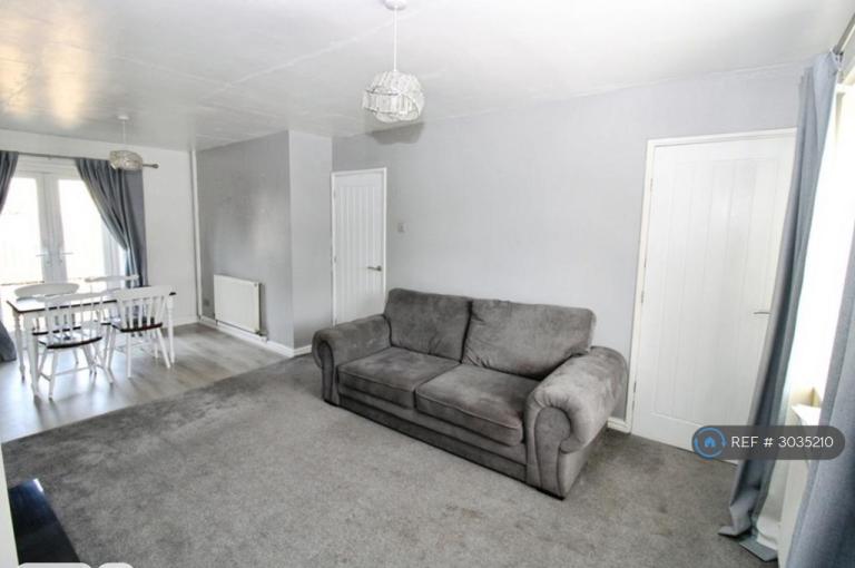 House Skipwith Close in Hull