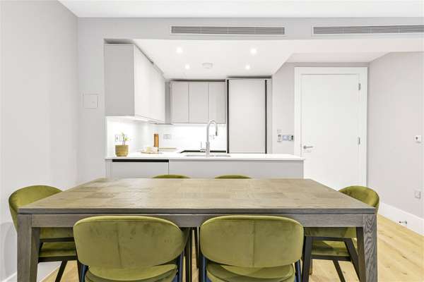Flat Baker Street in City of Westminster