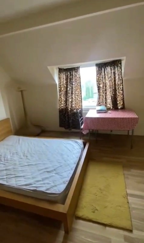 Room High Street in Sandwell