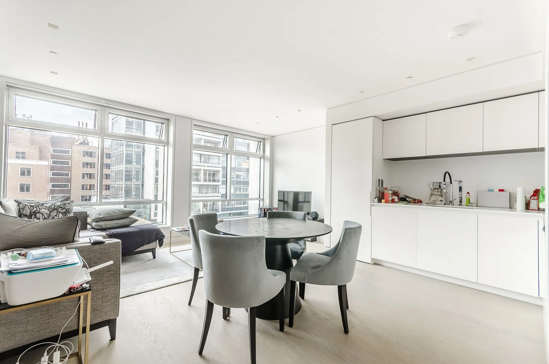 Flat St Giles Square in Greater London
