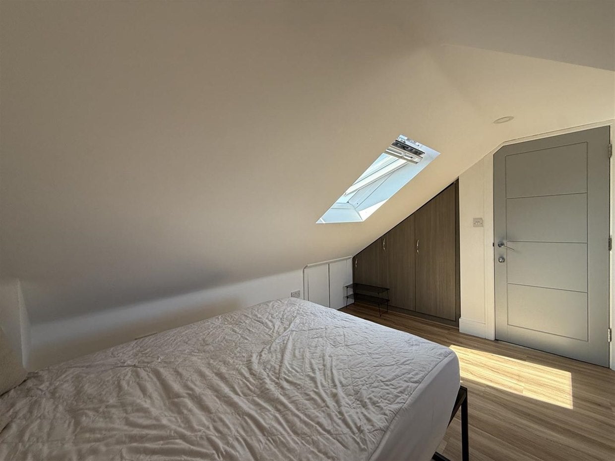 Room Baylis Road in Slough