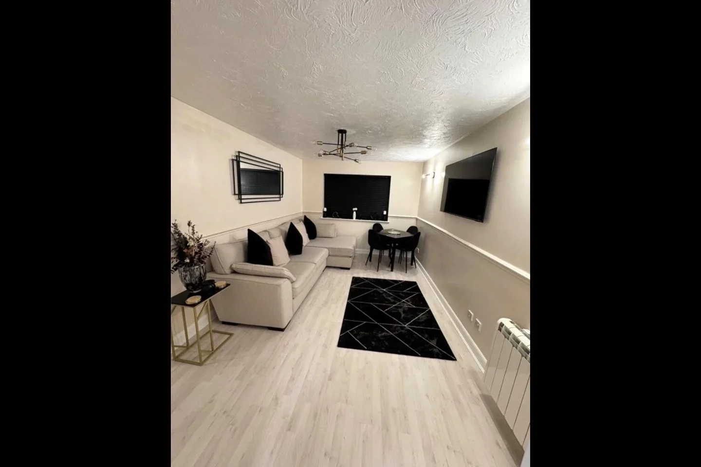 Flat Eton Way in Dartford