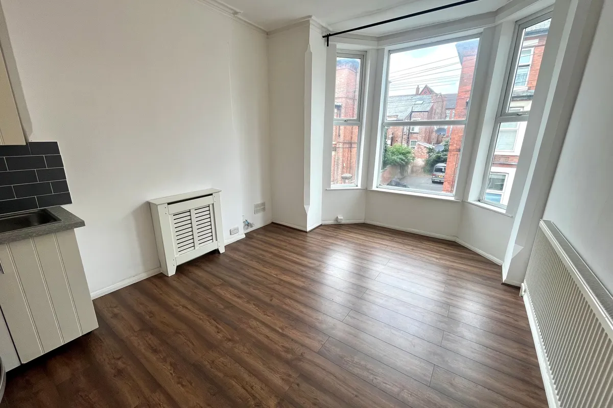 Flat Ebury Road in Nottingham