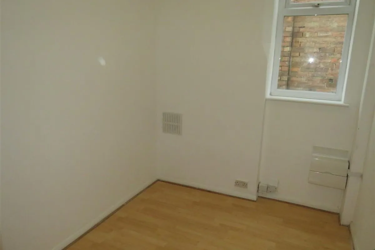 Flat Ebury Road in Nottingham