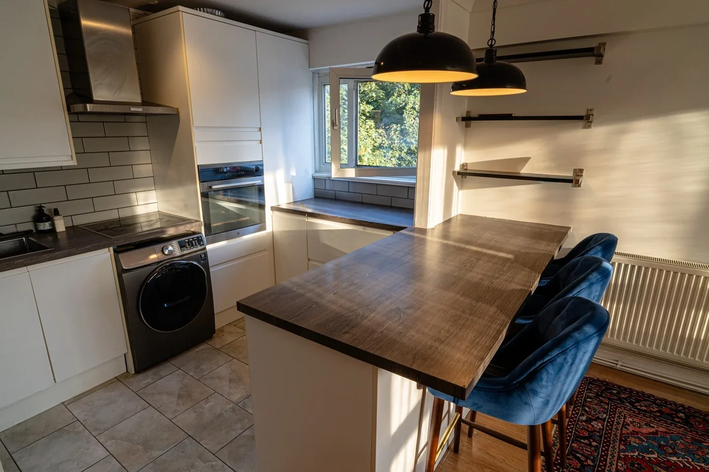 Flat Buckland Street in Greater London