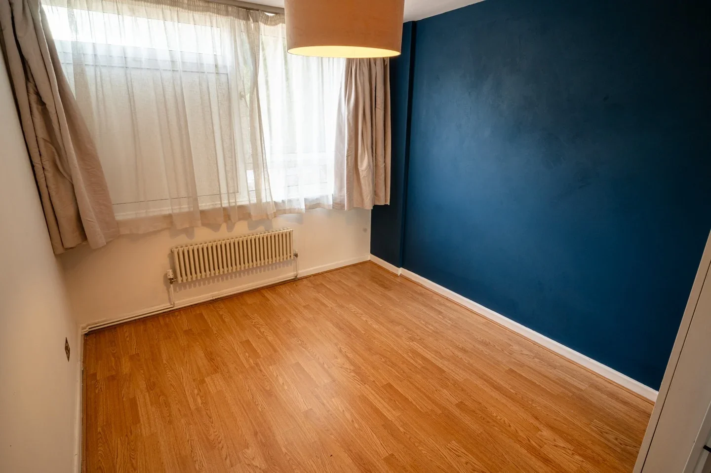 Flat Buckland Street in Greater London