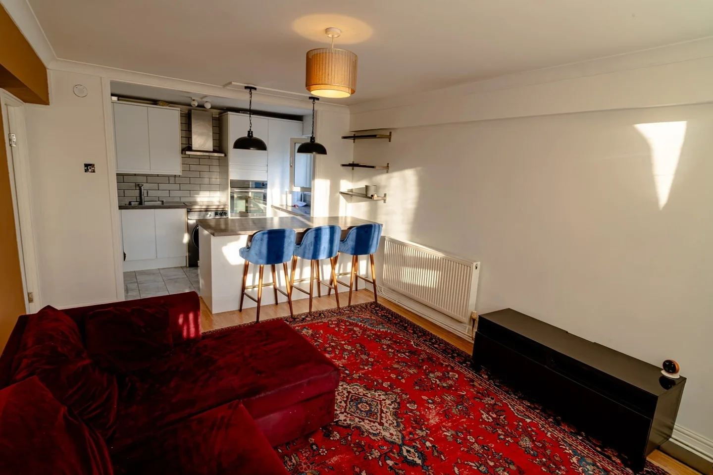 Flat Buckland Street in Greater London