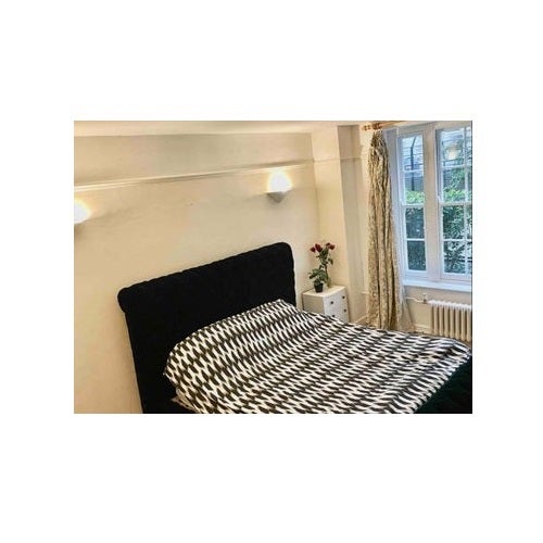 Room Cambridge Street in City of Westminster