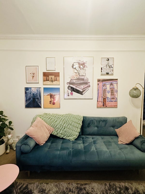 Room Acre Lane in Greater London