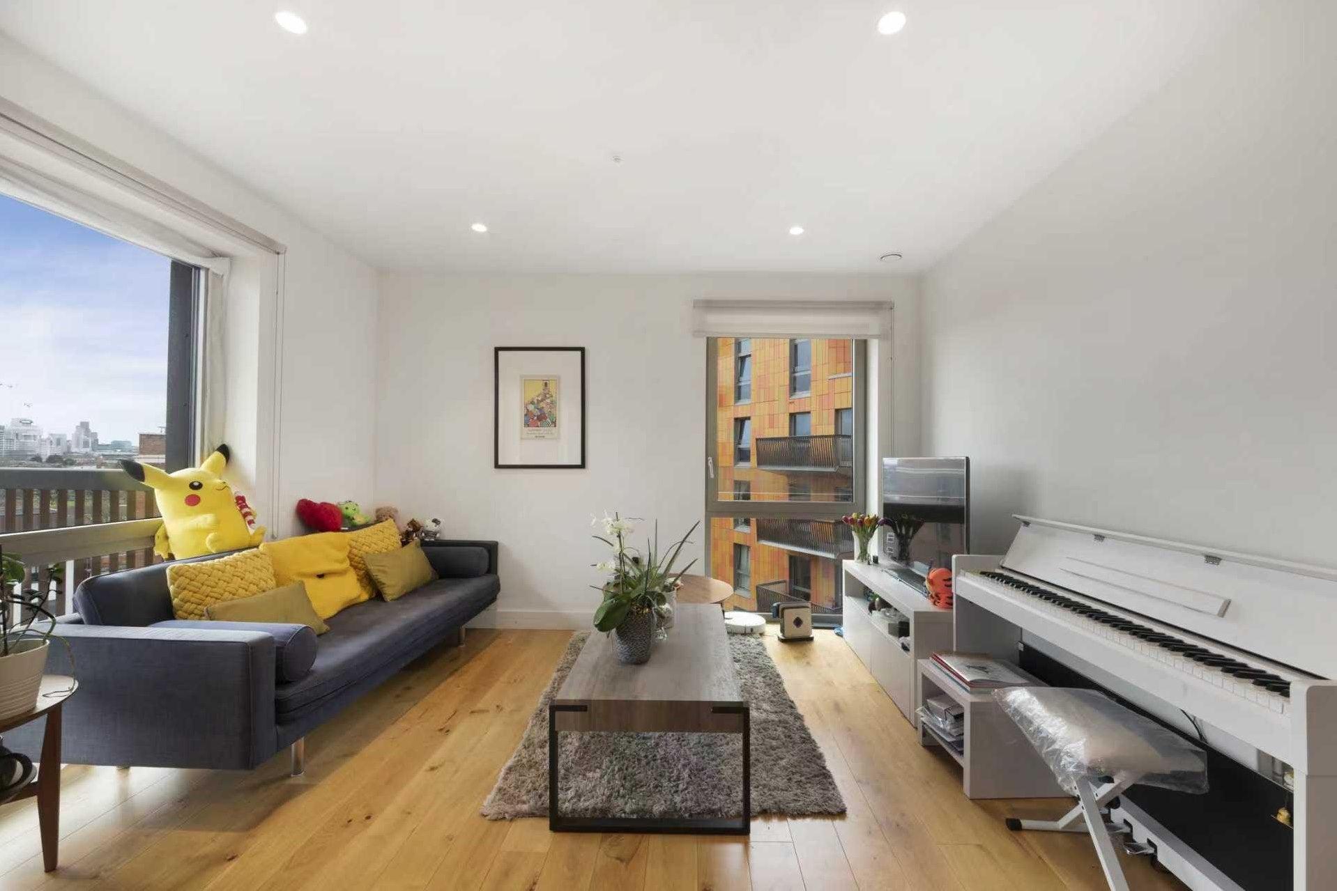 Flat Barking Road in Greater London