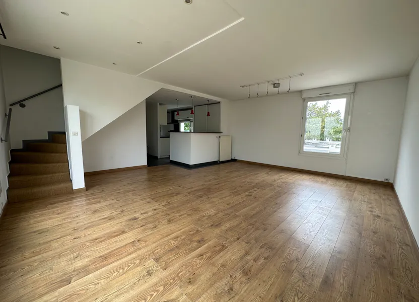 Appartement Chemin des Martyrs de la Résistance à Châtenay-Malabry
