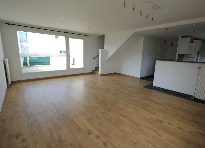 Appartement Chemin des Martyrs de la Résistance à Châtenay-Malabry