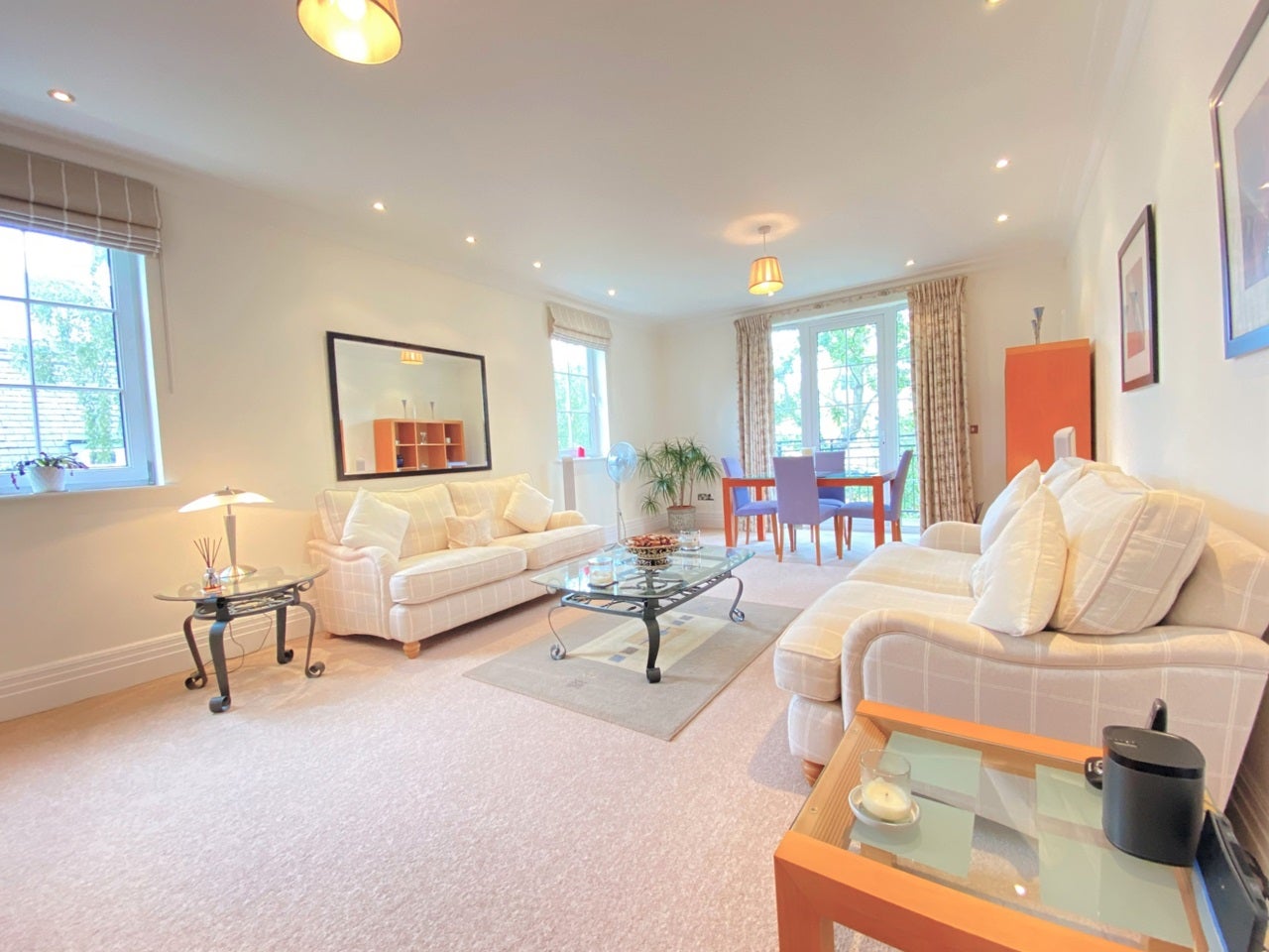 Flat Whitcome Mews in Greater London