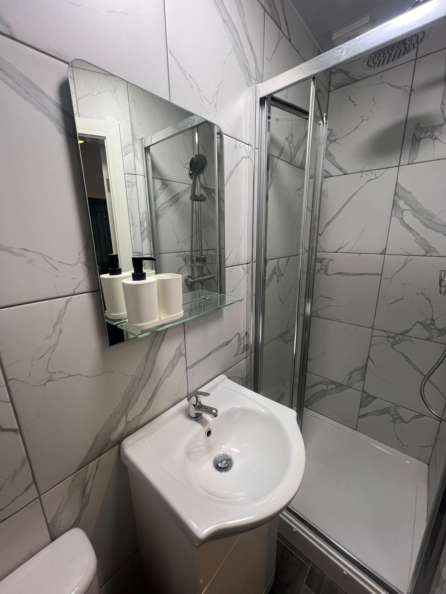 Room Larchfield Road in Doncaster
