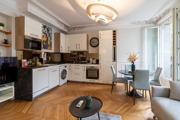 Appartement Rue Pierre Demours à Paris
