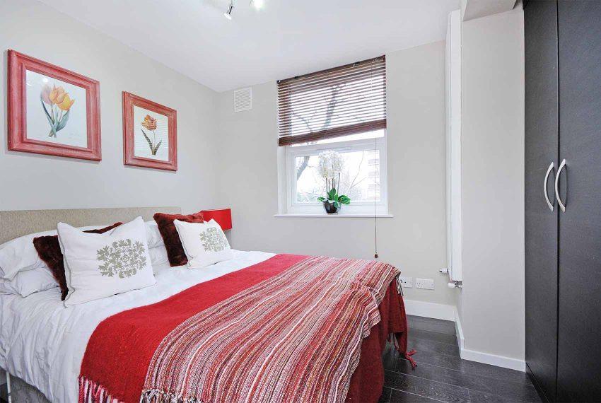 Flat Finchley Road in Greater London