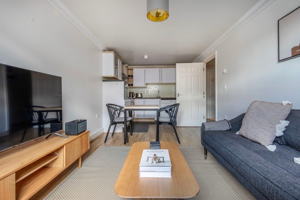 Flat Earl's Court Gardens in Greater London
