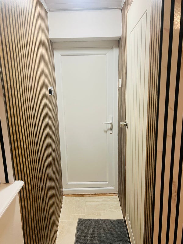 House Roedean Close in Luton