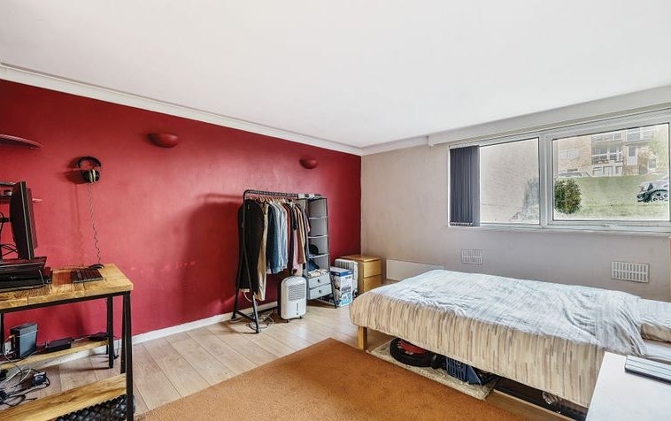 Flat Northlands Drive in Winchester