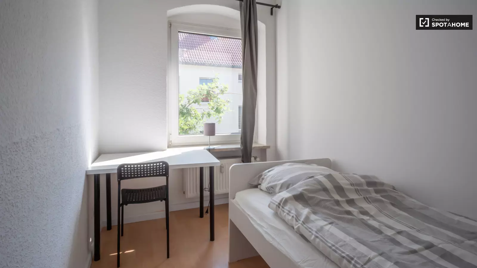 Wohnung Hohenzollerndamm in Berlin