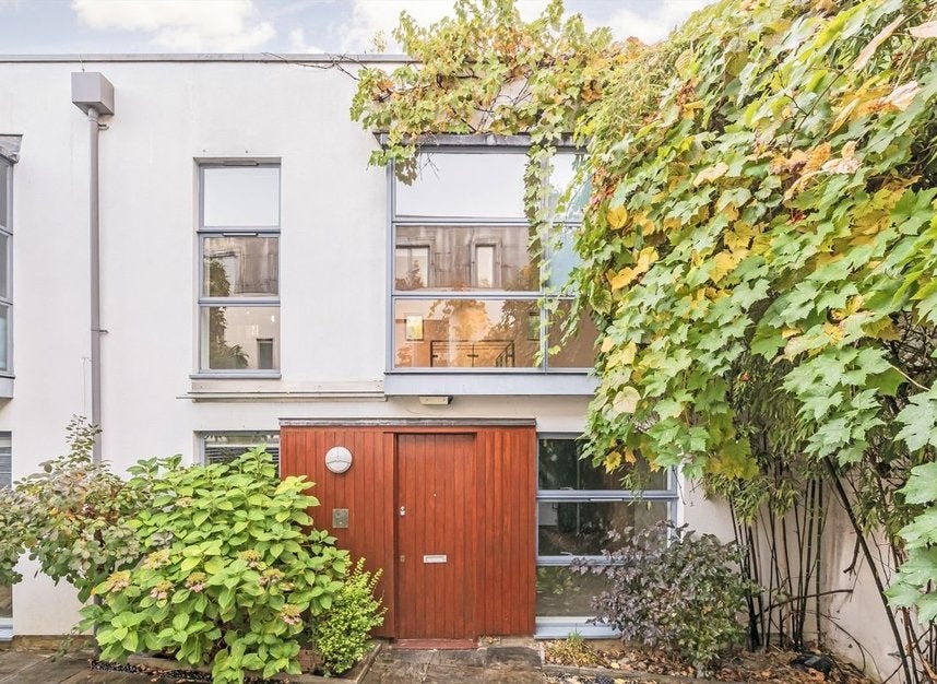 House Dunworth Mews in Greater London