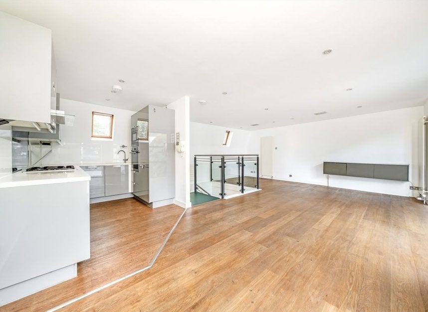 House Dunworth Mews in Greater London