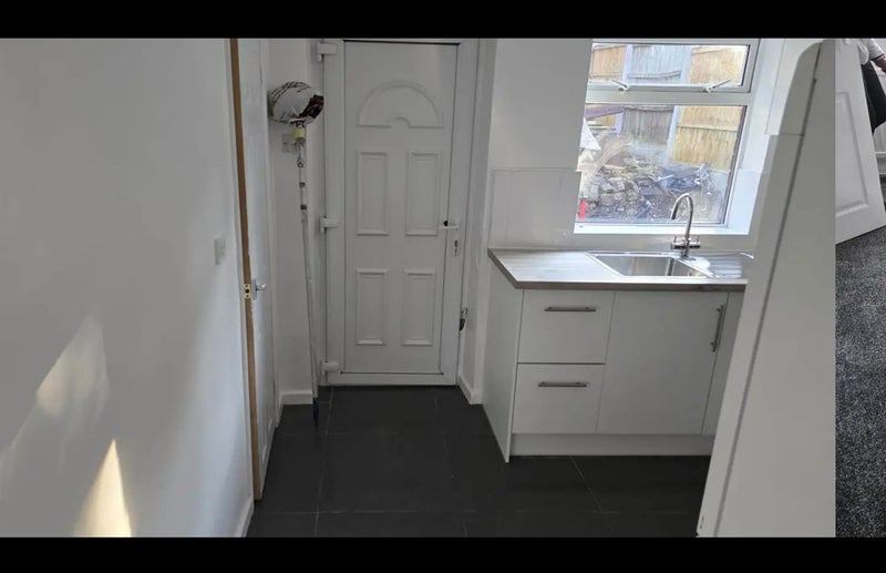 Room Marlfield Street in Manchester