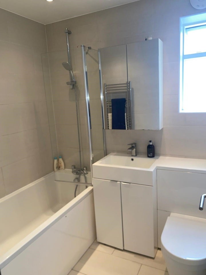 Flat Yerbury Road in Greater London