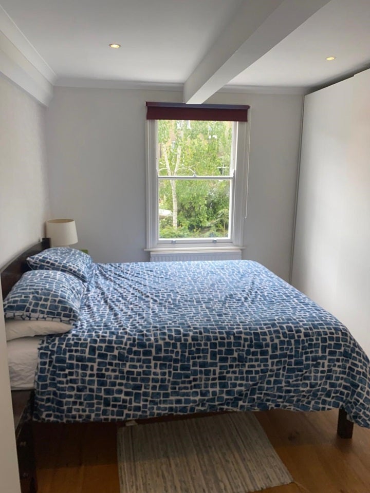 Flat Yerbury Road in Greater London