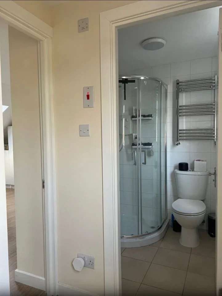 Room Falkland Road in Greater London